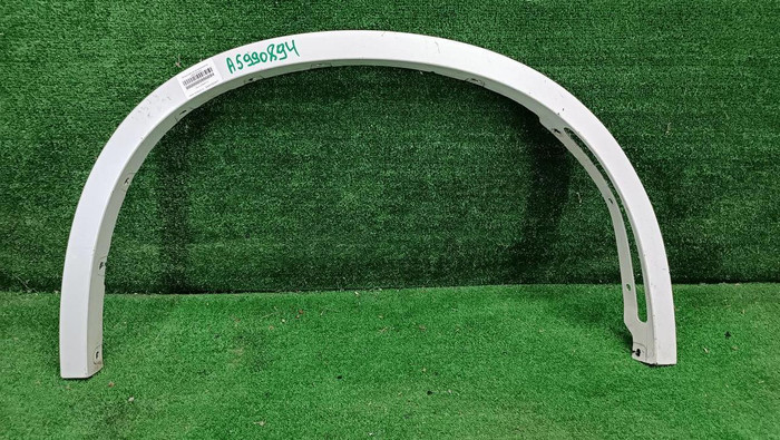 Расширитель передний правый BMW X5 F15 (2013-2018)