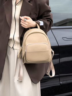 женский рюкзак из натуральной кожи