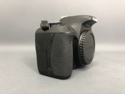 Canon EOS 600D (9.800 кадров)