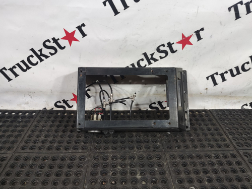 Кронштейн сиденья