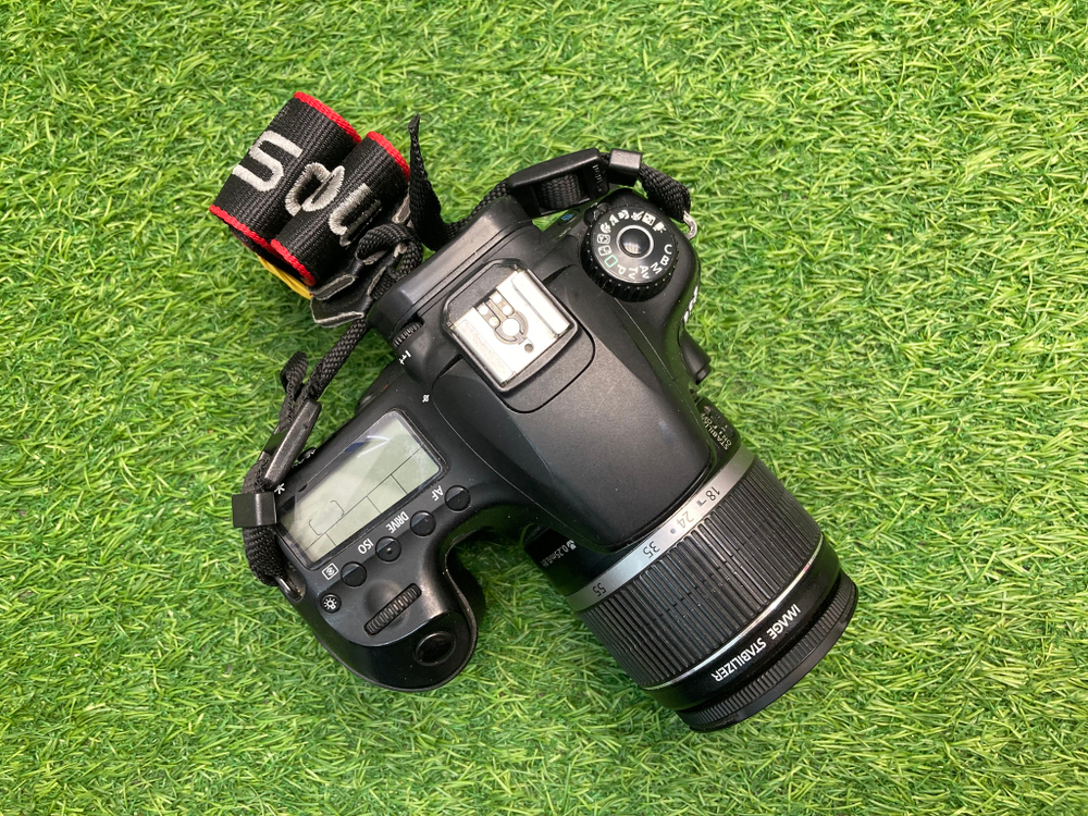 Canon 60D kit 18-55mm IS II 6.200 кадров