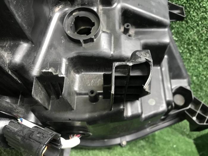 Фара левая Nissan X-Trail T32 (17-22) LED