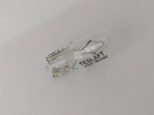 Лампа накаливания W5W 12V W2,1x9,5d 142875 TESLAFT