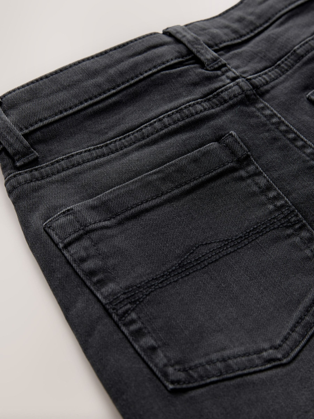 Джинсы стрейч для мальчика Next E42-949, Черный