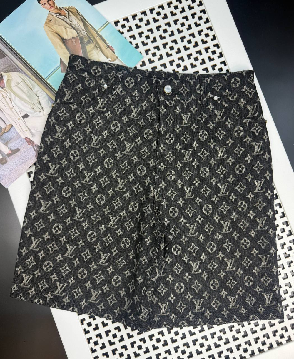 Шорты Louis Vuitton