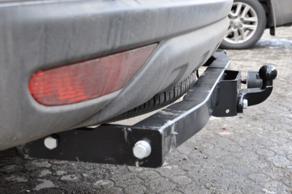 Фаркоп для Mitsubishi Pajero Sport 2008-2017 Тип шара: F. Нагрузки: 2000/100 кг, MI 20