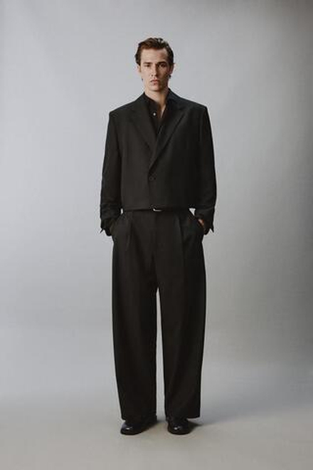 ZARA БРЮКИ RELAXED FIT СО СКЛАДКАМИ, ЧЕРНЫЙ