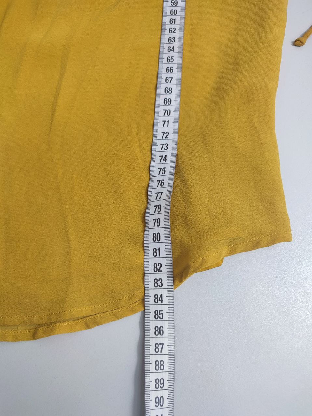 Платье H&M лаконичное 40 размер