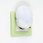 4336250 Ночник "Мир" 1Вт белый 7х4х8 см.