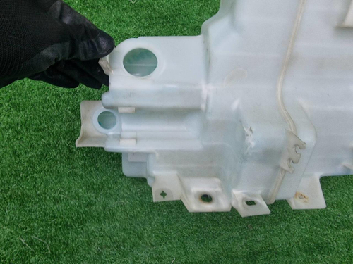 Бачок омывателя Mazda CX-5 1 (2011-2017)