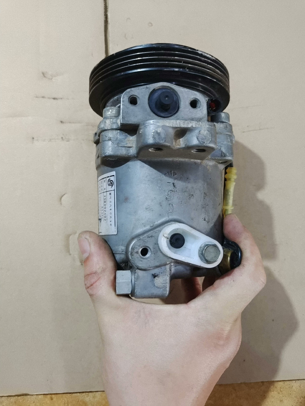 Компрессор кондиционера Dongfeng Fengguang 350/360/370, Sokon C31/C37 DK15/DK13