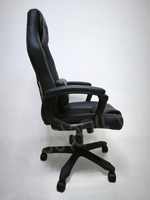 Игровое компьютерное кресло с качанием. Черное