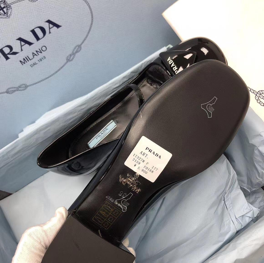 Туфли Prada