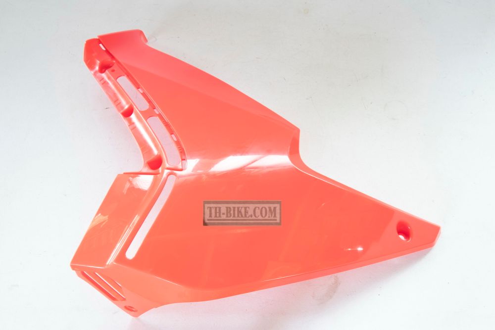 19040-KZZ-J00ZC. SHROUD, L. FR. Fairing Honda Rally250, RED *R292R*, No labels