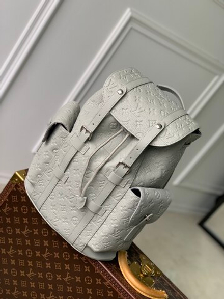Louis Vuitton Christopher PM