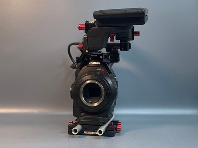 Canon EOS C300 + Zacuta rig