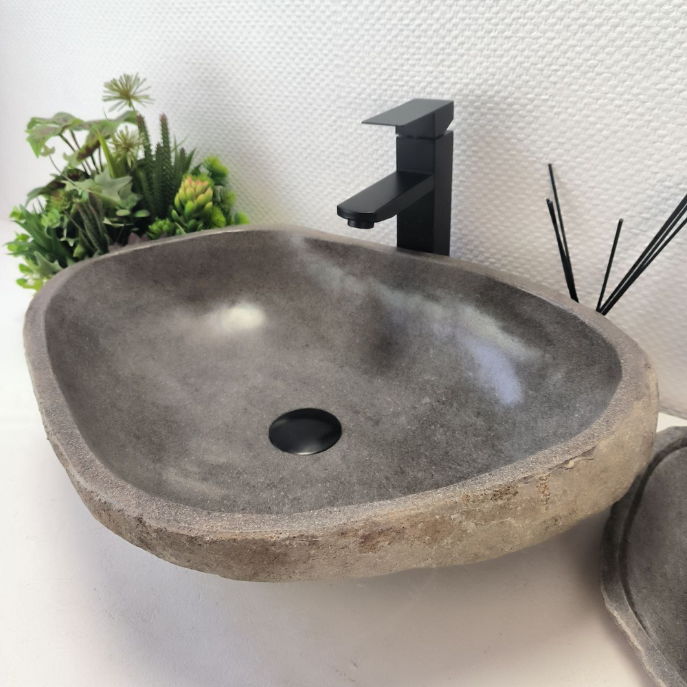 Раковина из речного камня RS-63388 (54*41*16) 0123