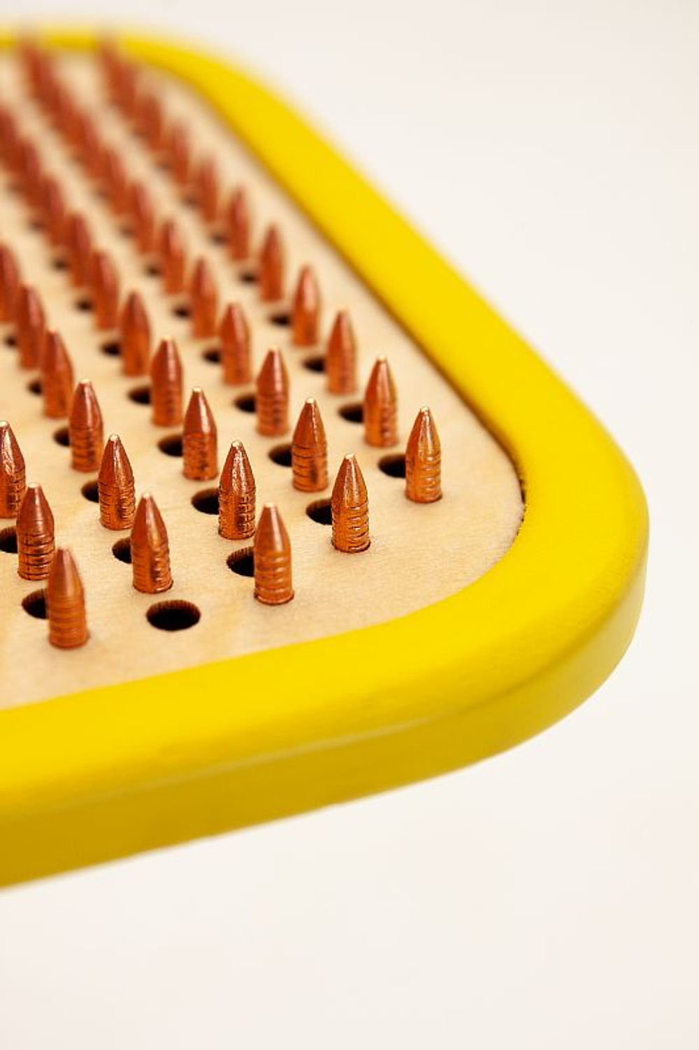 Доска садху Ом большой медные гвозди