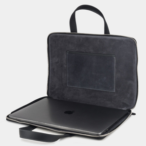 Сумка для MacBook Pro 13 - 14 из кожи теленка, черного цвета