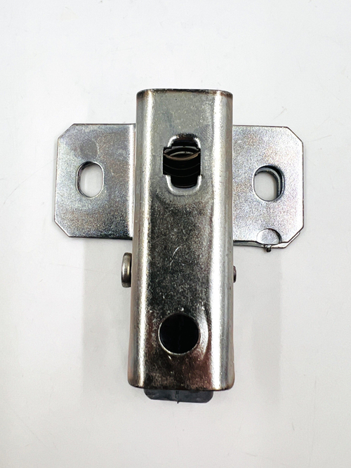 Замок багажника для ВАЗ 2106