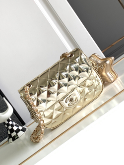 Chanel Bag 20 cm