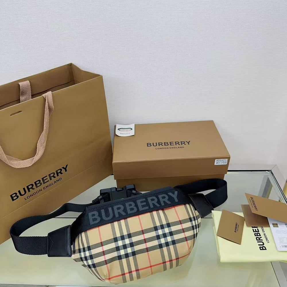 Сумка Burberry