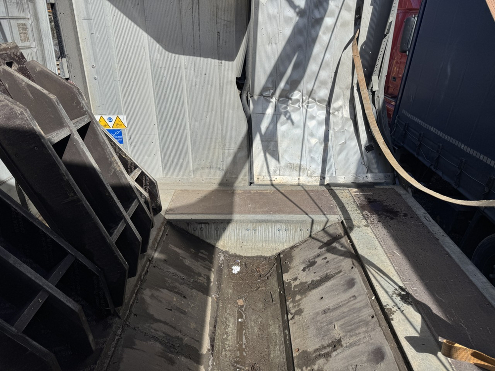 Пол полуприцепа Schmitz