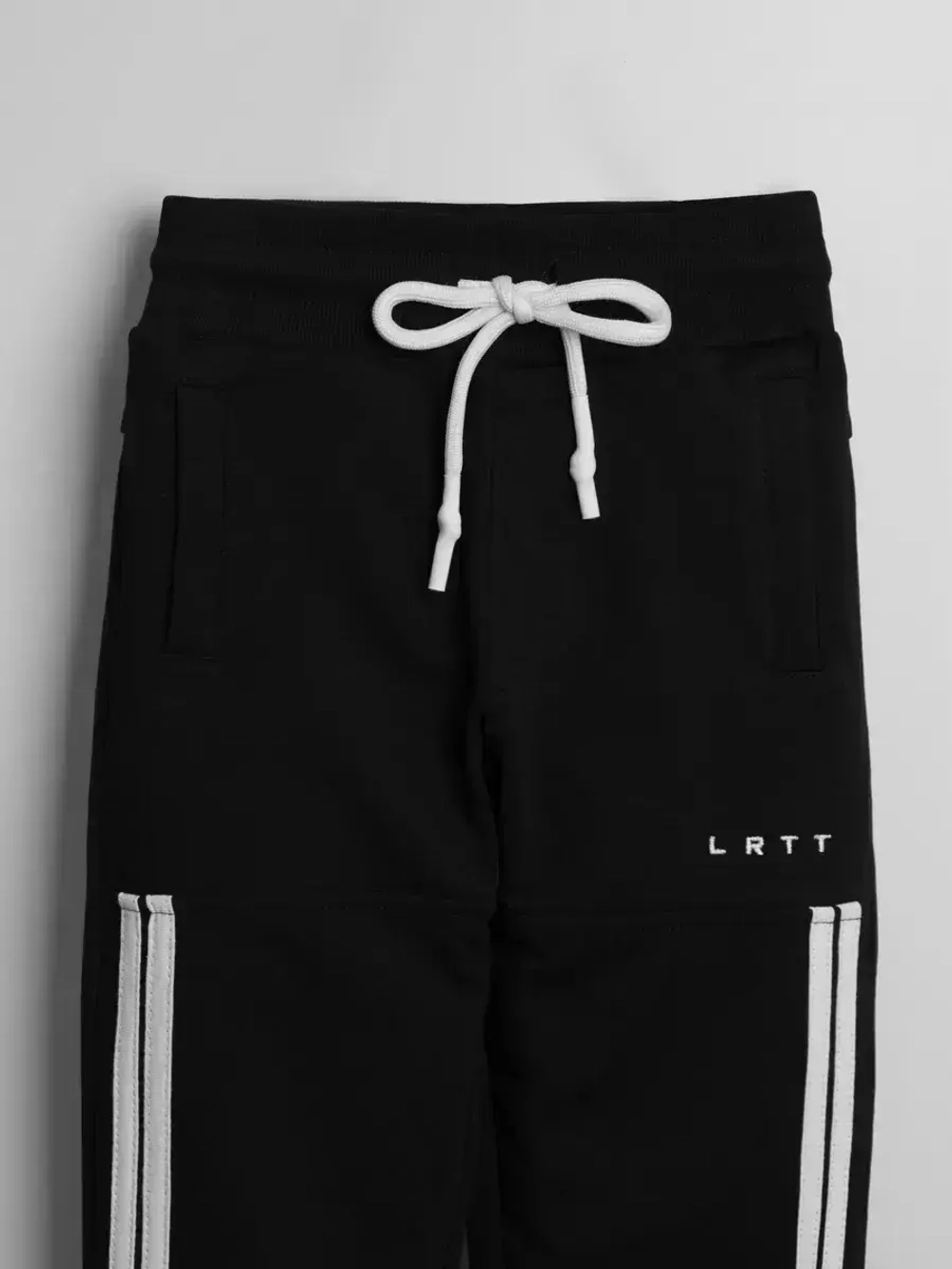 Брюки для мальчика на осень