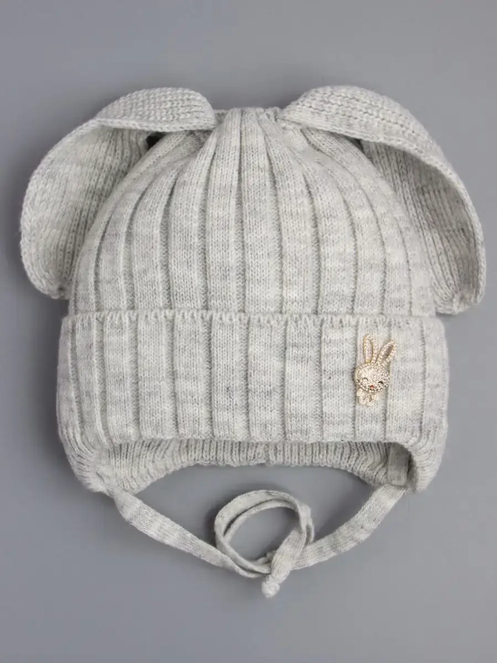 Шапка зимняя с ушками на завязках