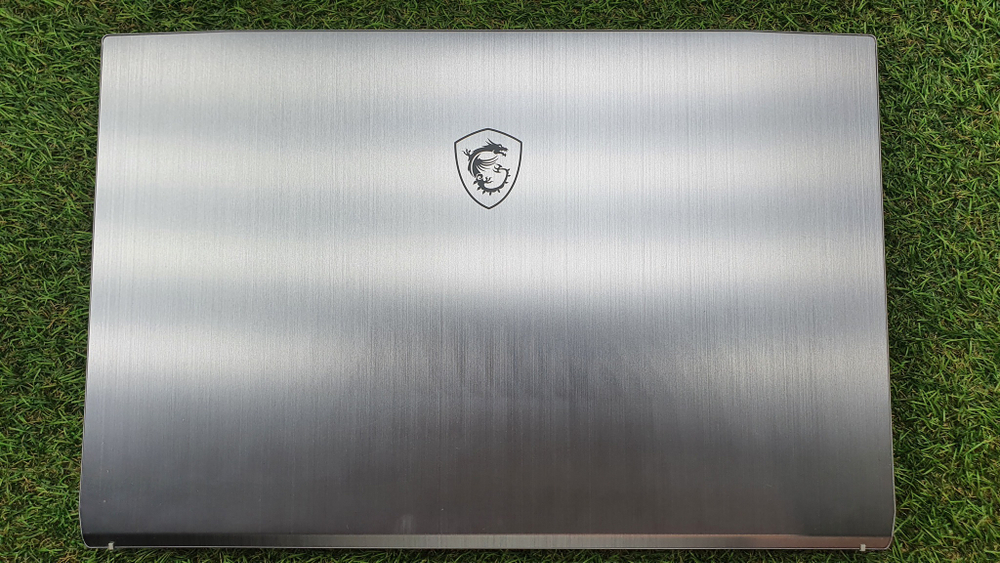 Игровой 17" MSI i7-9/32 Gb/RTX 2060 6GB/144 Hz