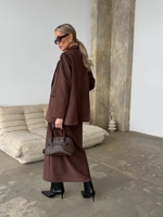 Костюм из велюра с поясом-шнурком