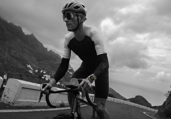 Часы Apple Watch Ultra 2 GPS + Cellular 49 мм, титановый корпус, ремешок Alpine Фиолетового цвета,размер M