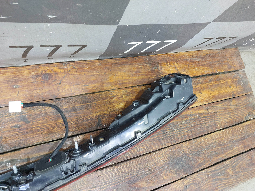 Фонарь зaдний крышки багажника с дефектом Omoda C5 22-нв Б/У Оригинал 605000724AA