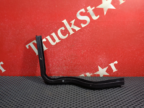 Кронштейн крыла правый