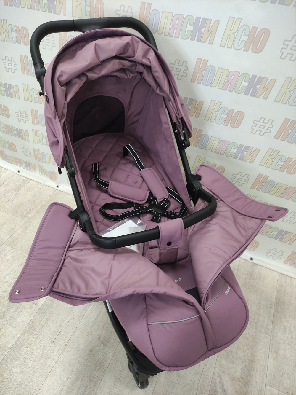 Коляска прогулочная Carrello Bravo CRL-8512 Crystal Pink 2024