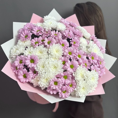Букет из 17 кустовых хризантем