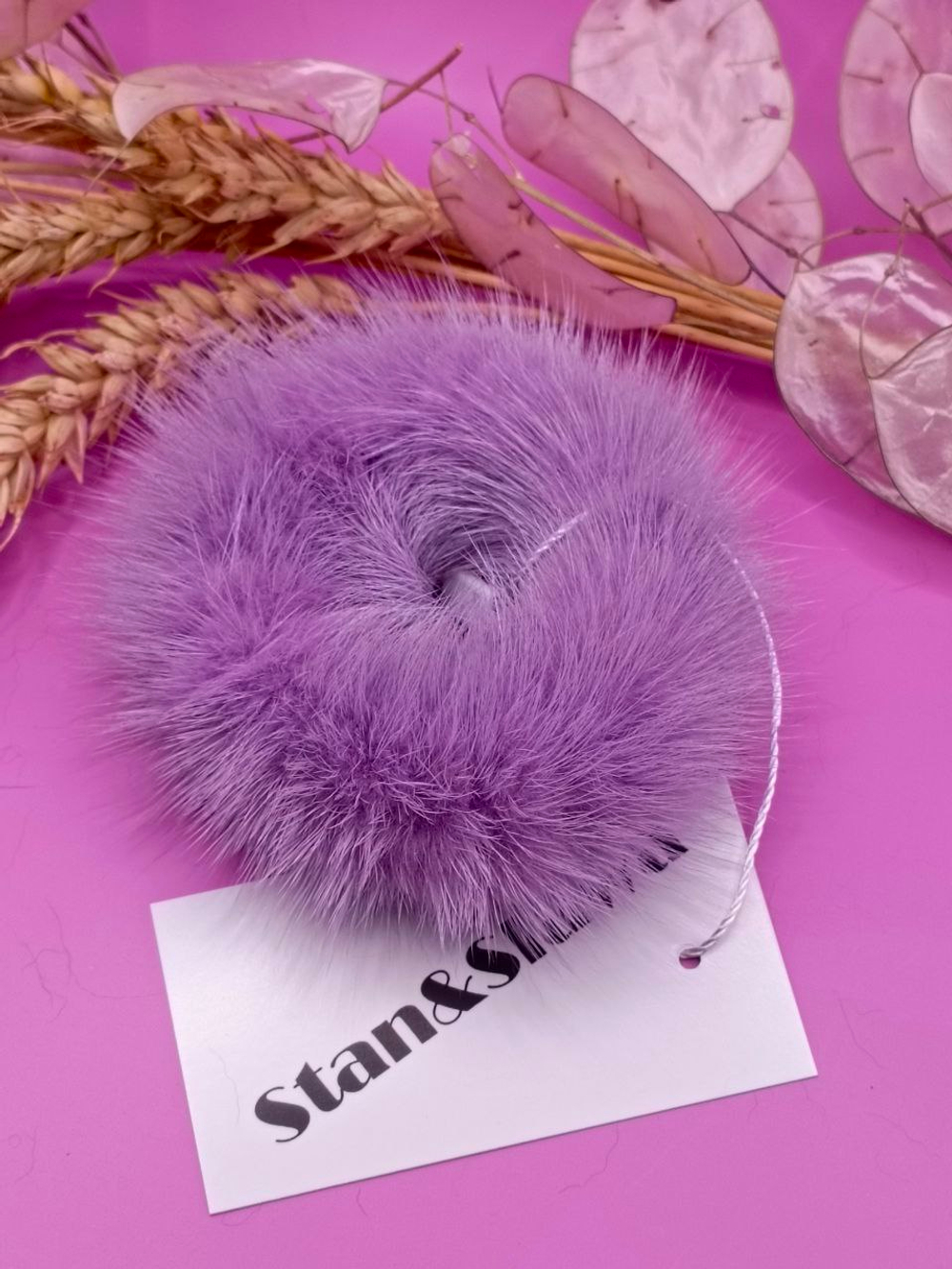 Норковая резинка для волос.