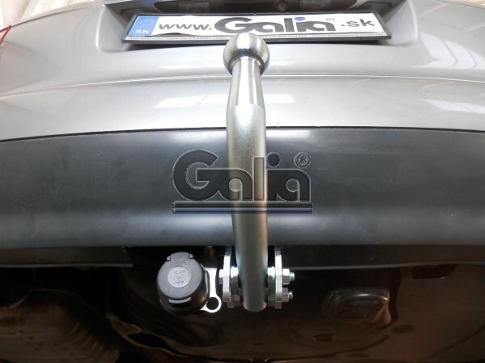 Фаркоп оцинкованный Galia A036A для Audi A4 2000-2007, VW Passat 1996-2005(паспорт и сертификат в комплекте)(без электрики)