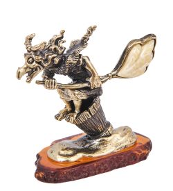 Народные промыслы AM-4129 Фигурка «Баба Яга навеселе» (латунь, янтарь)