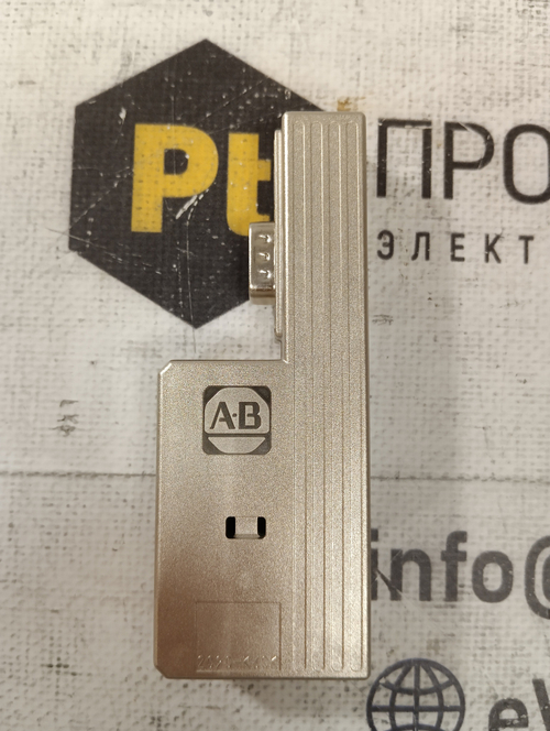 Allen-Bradley 2090-K6CK-D15M новое