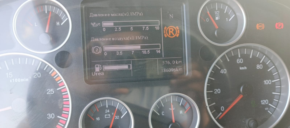 Howo T5G 8x4 Самосвал ZZ3317V386GE1 (Дизельный, 10,5 л, 440 л.с., МТ)