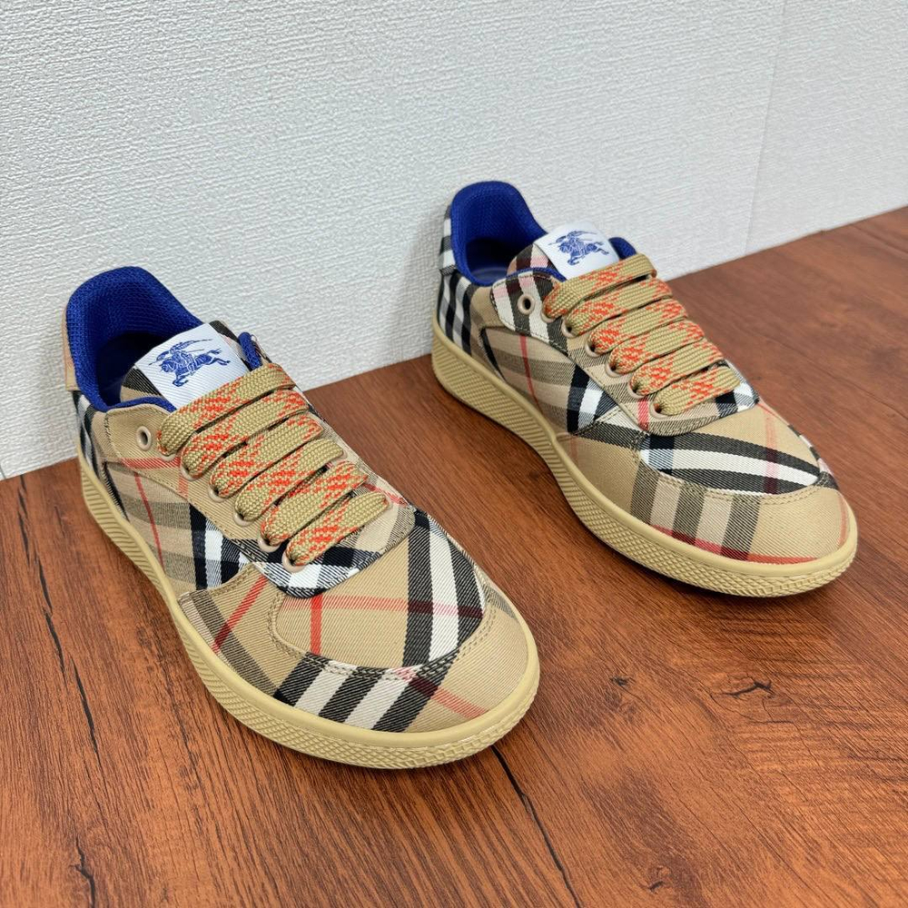 Кроссовки Burberry