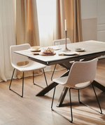 Zahara Стул бежевый с черными стальными ножками