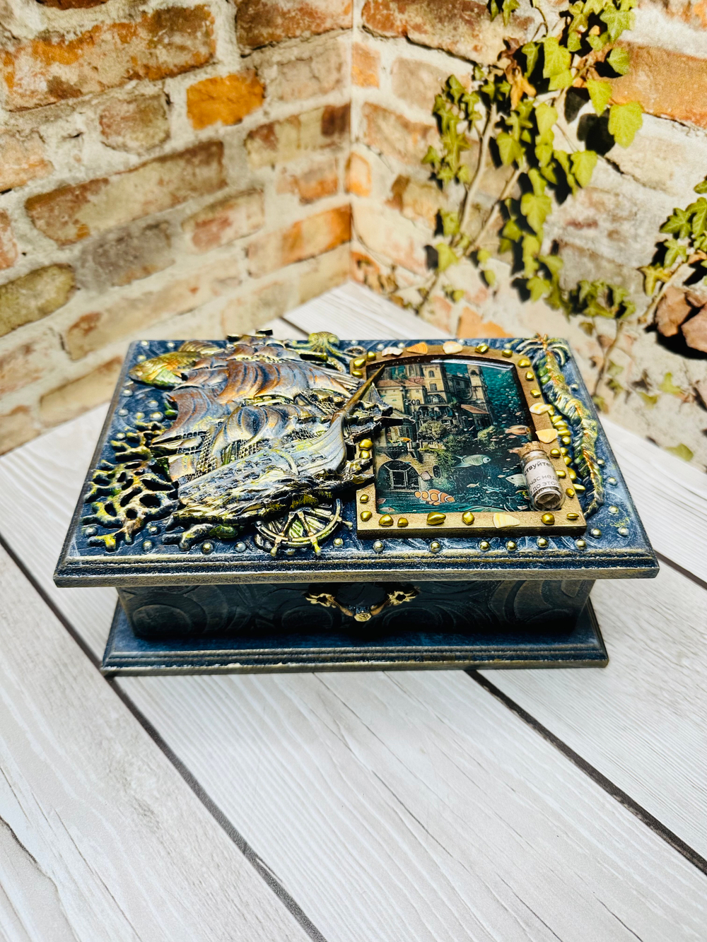 Шкатулка-комод "Затонувший корабль"