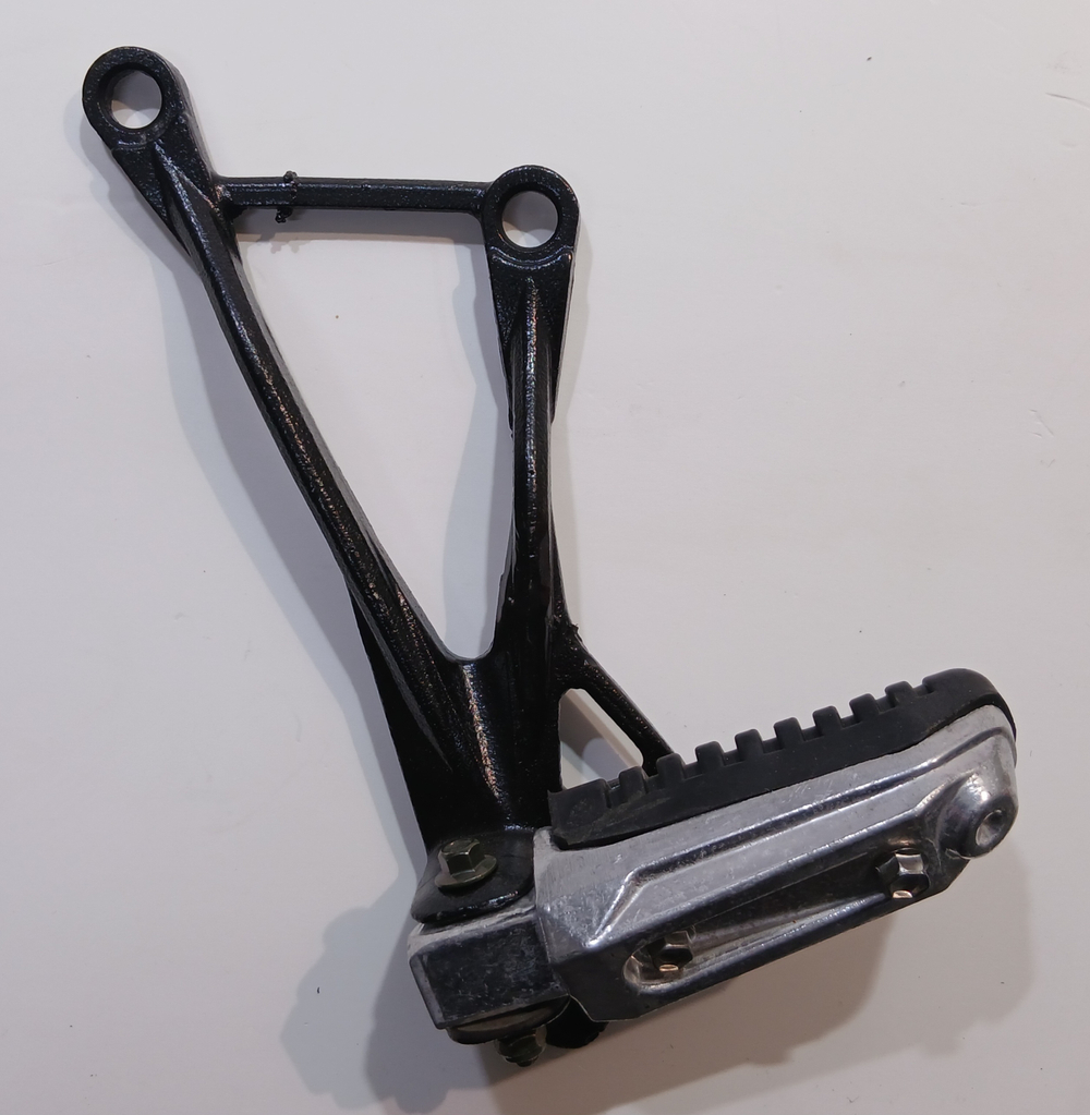 Подножка пассажира левая Мотоцикл Kugoo JL300