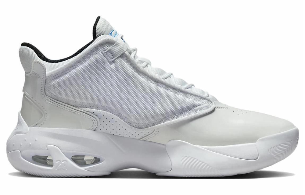 Кроссовки Jordan Max Aura 4