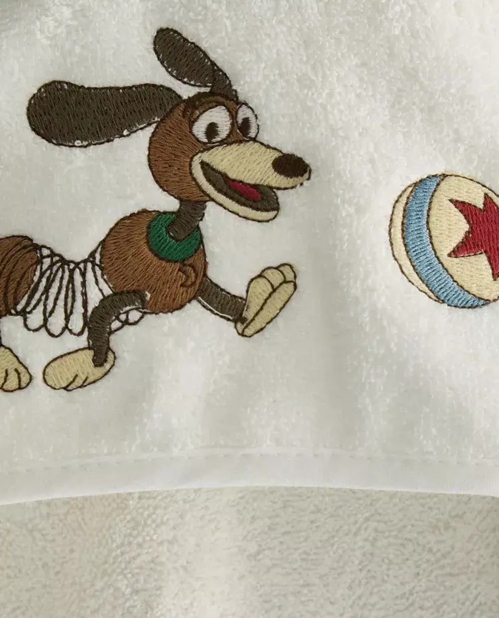 ZARA HOME ДЕТСКОЕ МЯГКОЕ ПОЛОТЕНЦЕ С КАПЮШОНОМ TOY STORY ©DISNEY, ЖЕЛТОВАТО-БЕЛЫЙ