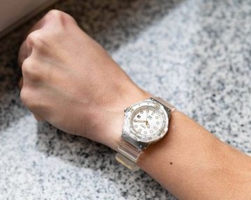 Наручные часы Casio Collection LRW-200HS-7EVEF