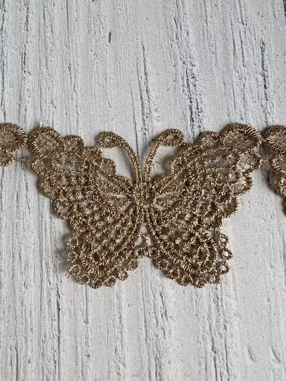 Тесьма кружево для рукоделия и вязания бабочки