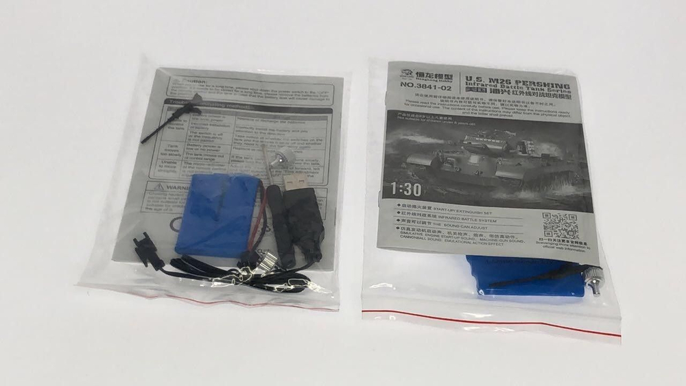 Танковый бой Heng Long Sherman vs Pershing M26 1/30 HL3841-10